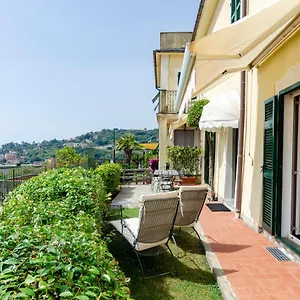 Joivy Inviting Flat With Garden And Sea View In Rapallo